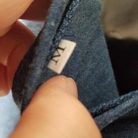 Long sleeve tunic top with button detail - Picture 3 of 6